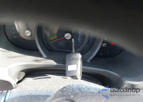 2013 Kia Sportage Lx z USA, uszkodzony, nr VIN KNDPB3A22D7365996